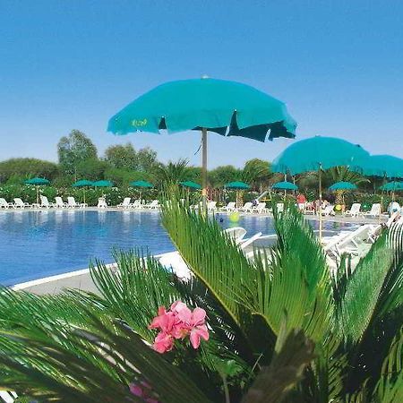 Club Hotel Le Palme Cala Liberotto Exteriör bild
